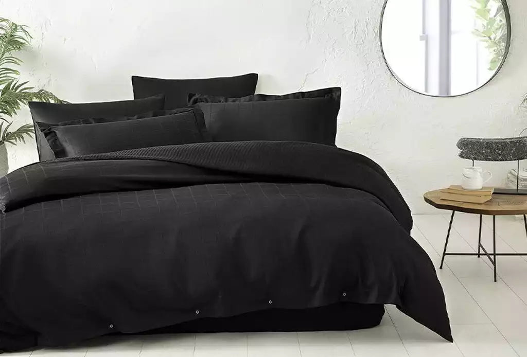 Destra Duvet Cover Set